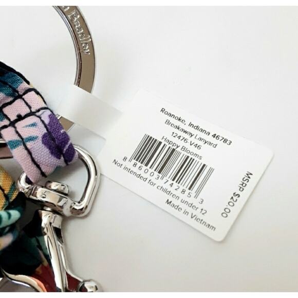 Vera Bradley Happy Blooms Zip ID Case Breakaway Lanyard Set Floral Green NWT - Picture 8 of 9